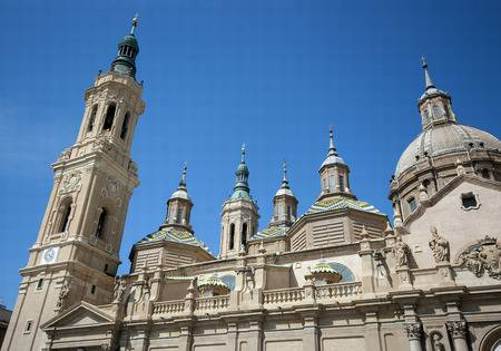 Kalfrisa-basilica-del-pilar-zaragoza-simbolo