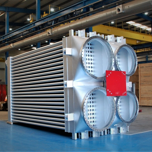 Recuperador de convección instalado en planta industrial para mejora de eficiencia térmica