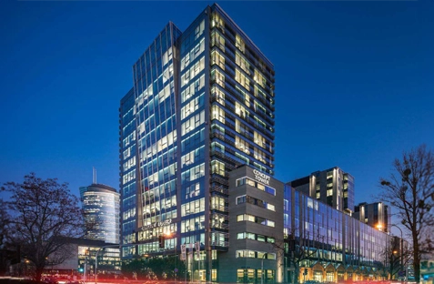 Imagen de la fachada de Kalfrisa Polska, filial de Kalfrisa en Polonia, especializada en soluciones térmicas e industriales